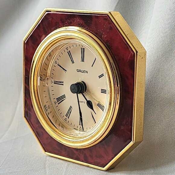 Gruen Quartz Octagon Alarm Clock 1980 3x3 Tortoise Shell West Germany Vintage - Picture 2 of 8